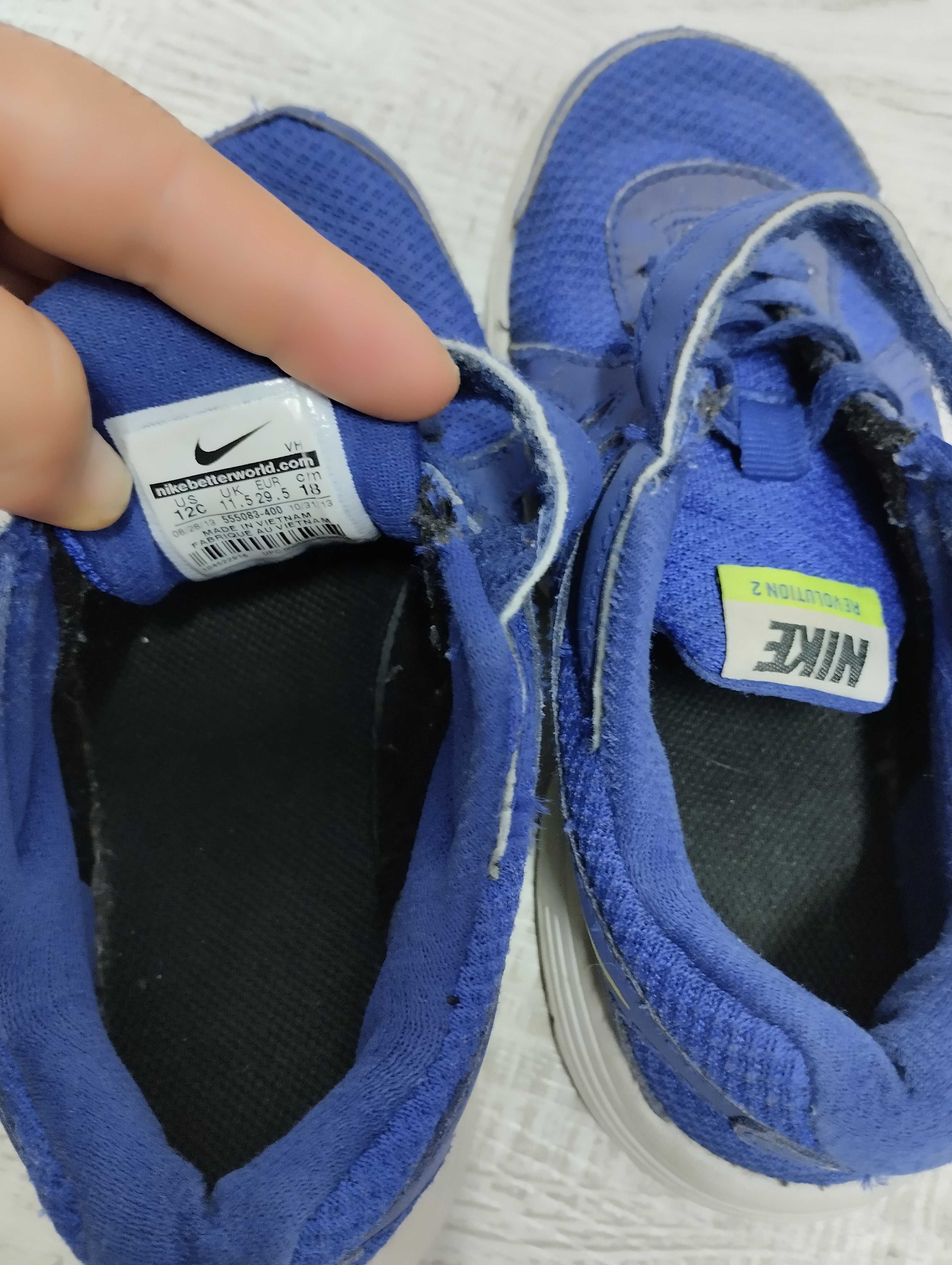 Nike оригінал кросівки кроссовки красовки  на хлопчика 28 розмір 18 см
