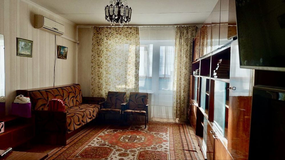 Продаж квартири Дарницький район, Харківське шосе