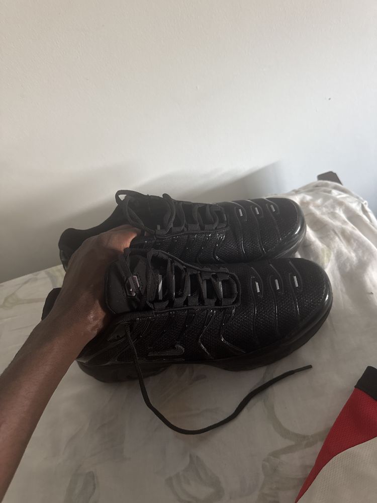 Air Max Tn plus preta