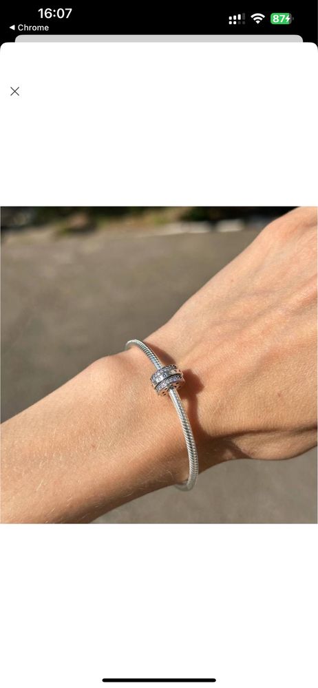 PANDORA. Браслет із застібкою. Намистини