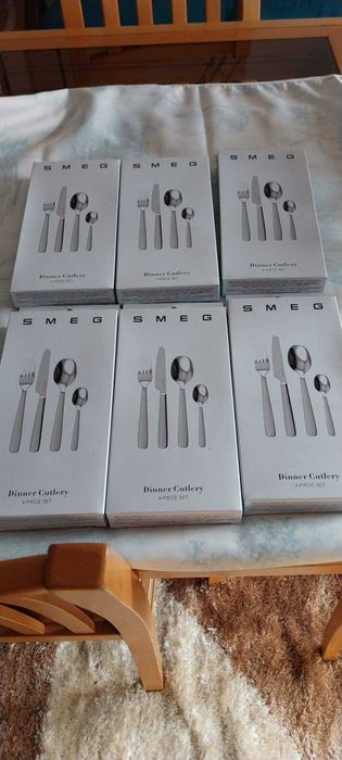Conjunto completo talheres smeg