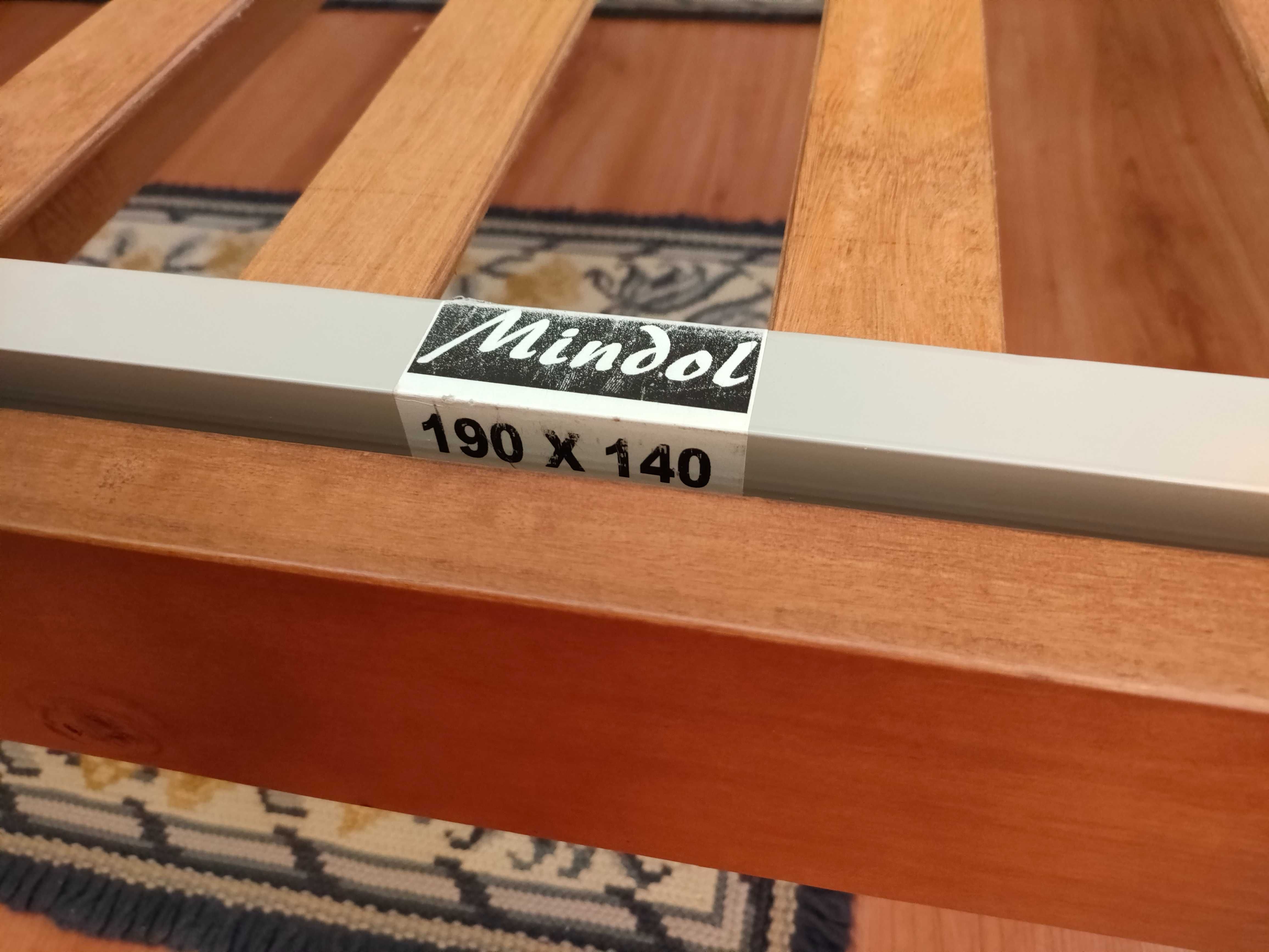 Estrado para cama de casal