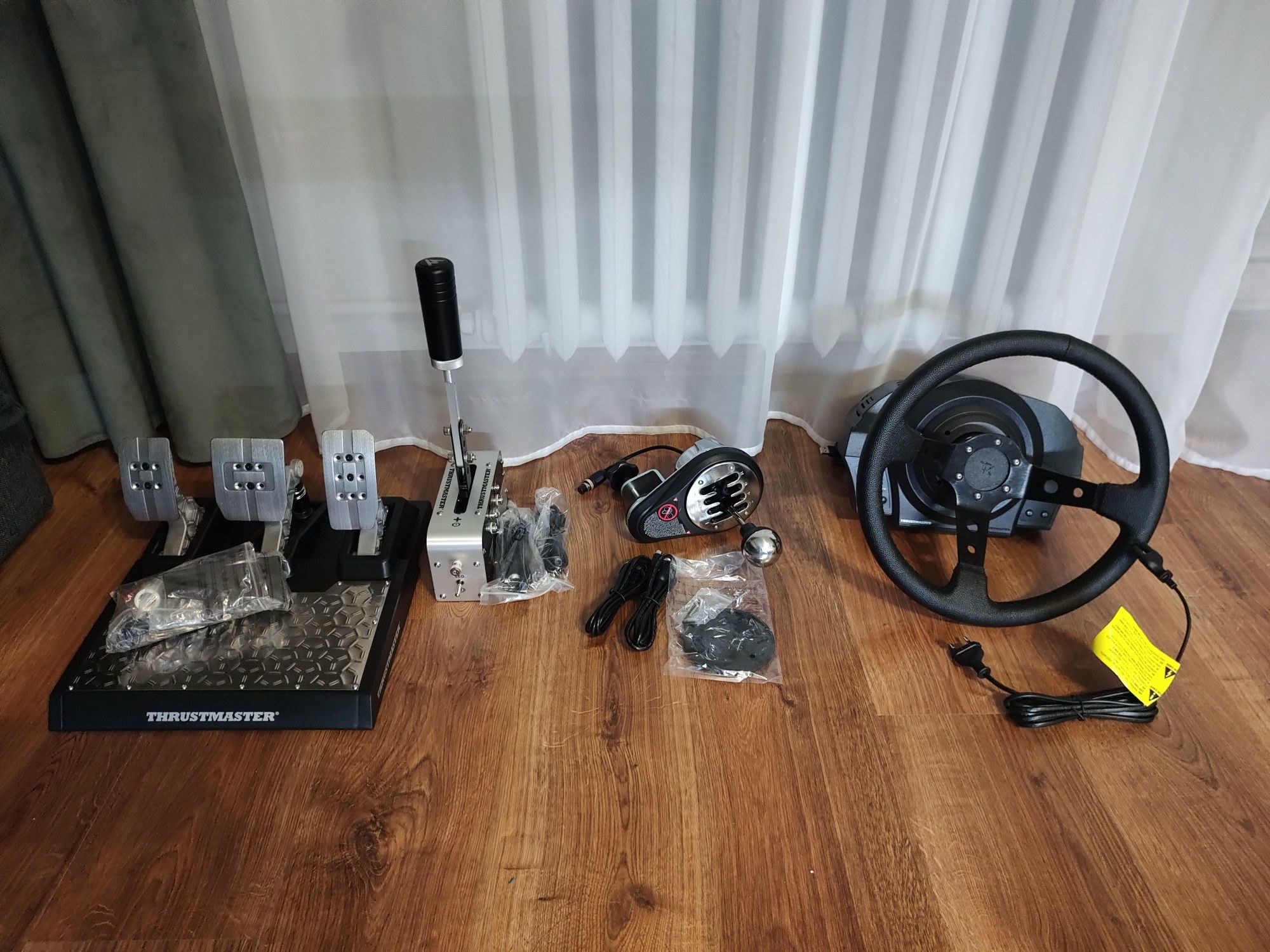 Zestaw Simracing  thrustmaster t300rs- next level