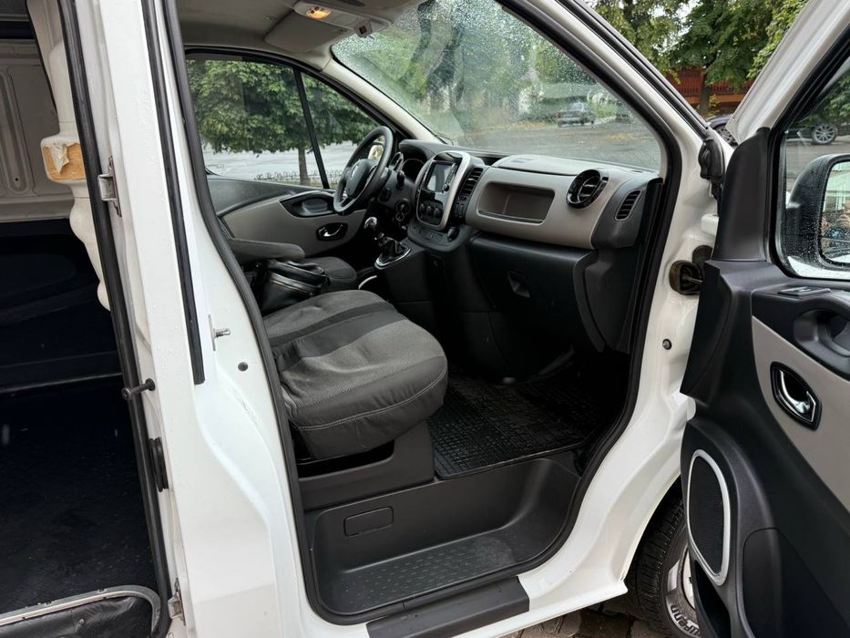 Продам Renault Trafic
