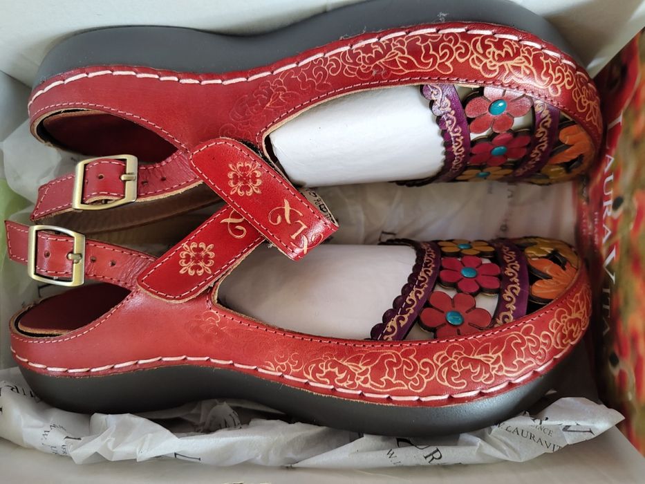 Nowe sandały Laura Vita - r.37