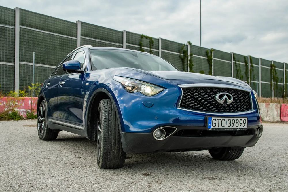Infiniti QX70 3.7 S Premium