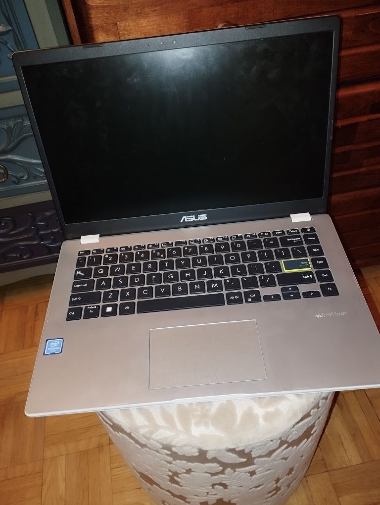 Notebook Asus E410MA 14"