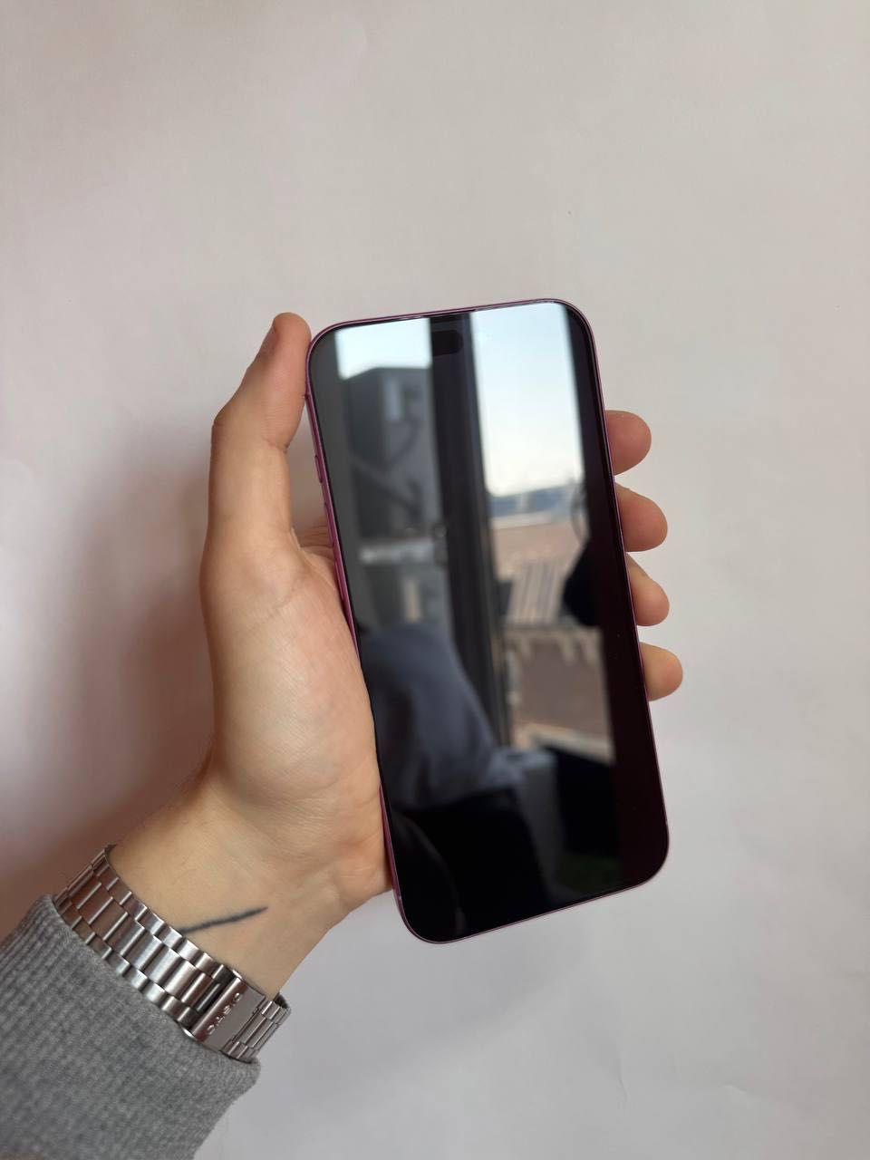 iPhone 16 128 gb та подарунок — AirPods Pro 2