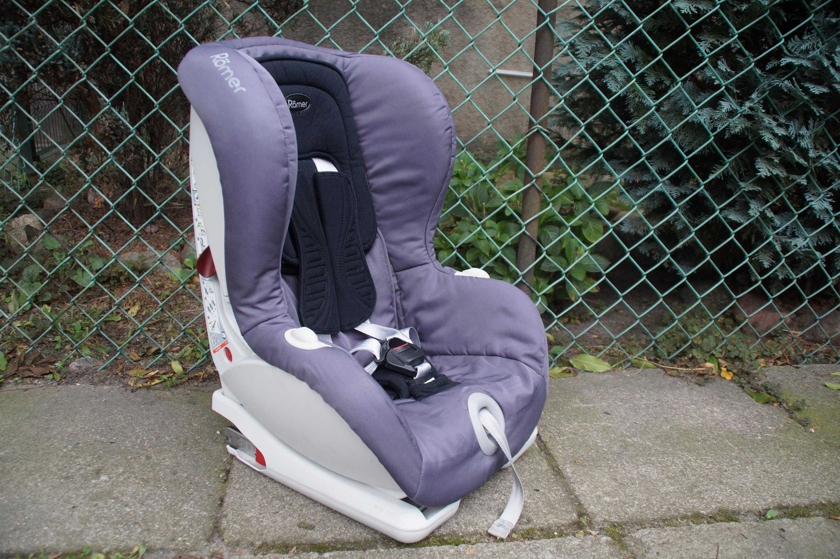 Britax Romer Versa Fix IsoFix 9-18kg