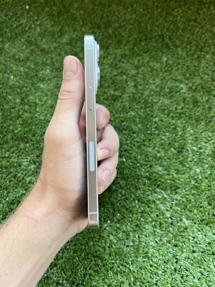 iPhone 15 Pro Max 256GB Natural Titanium