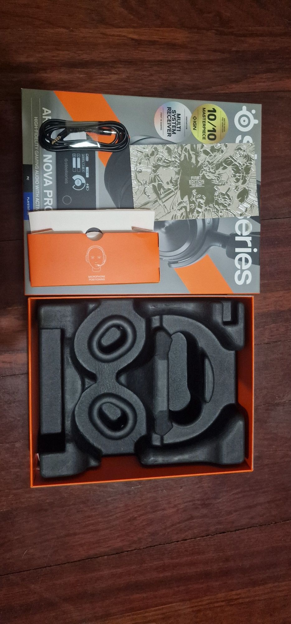 SteelSeries Arctis Nova Pro Wireless