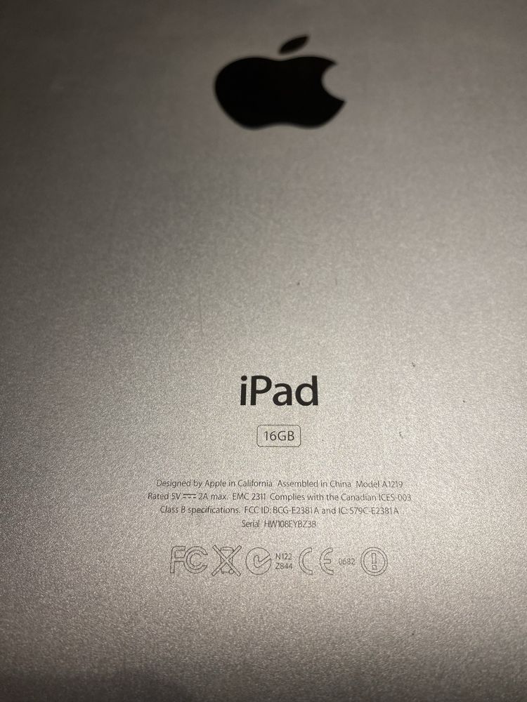 IPad WI-FI 16 gb model A1219