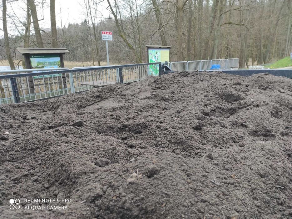 ziemia ogrodowa,czarnoziem czysty pod trawnik