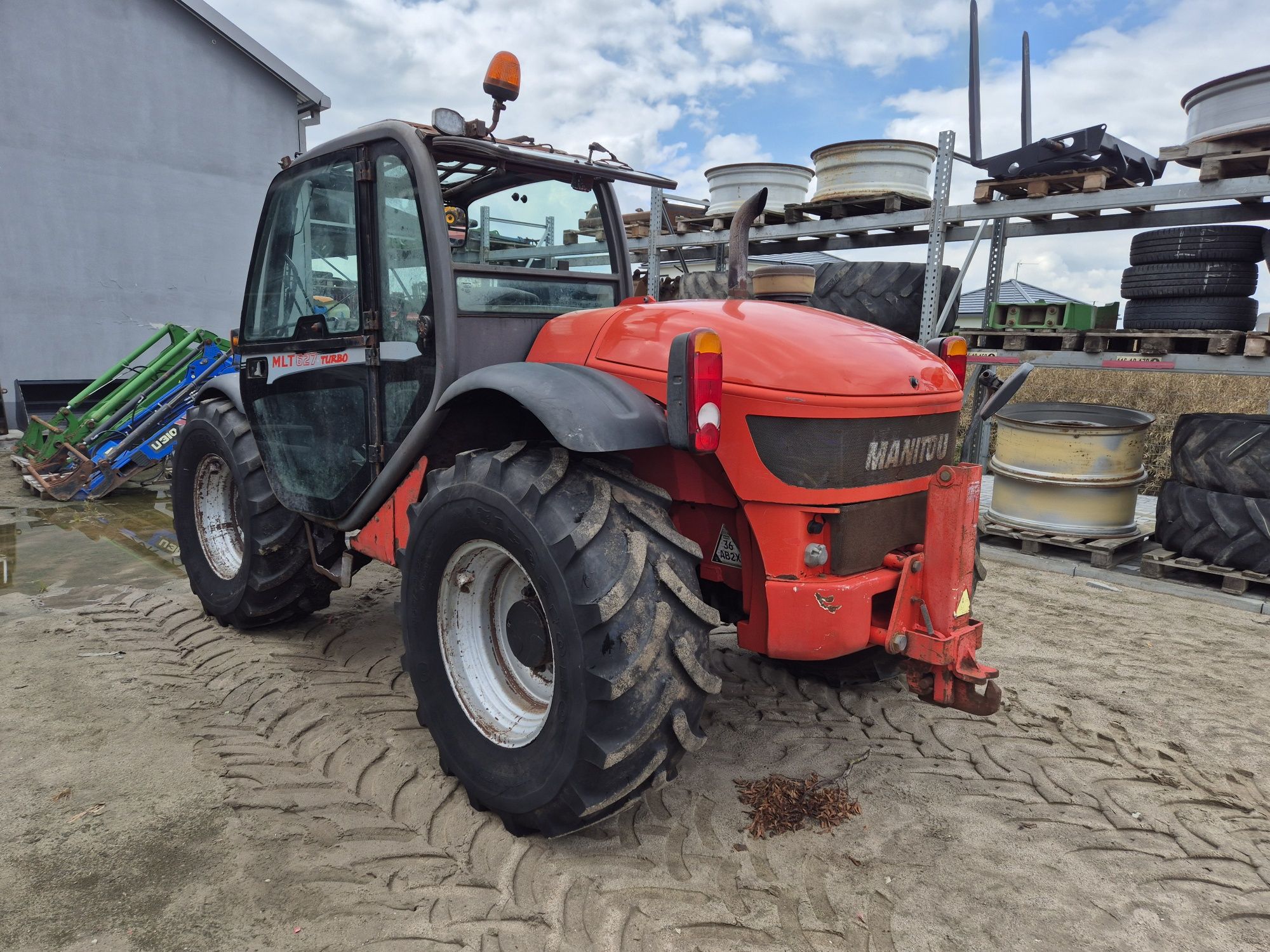 Ładowarka teleskopowa Manitou MLT 627