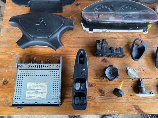 Peças Mitsubishi Carisma TD, DID Quadrante, airbag, farolim etc.|USADO