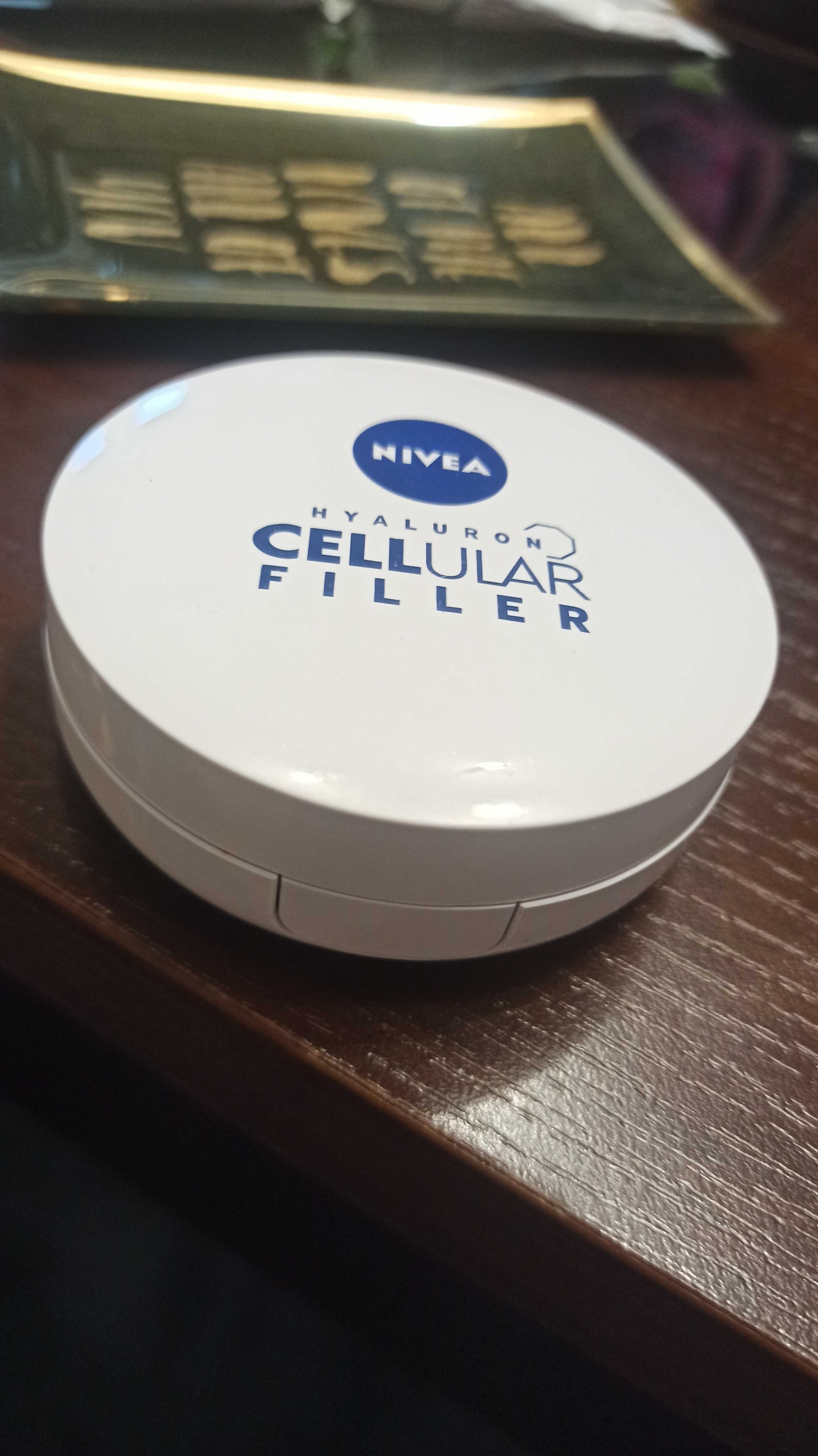 Krem podkład Nivea Cellular z kwasem hialuronowym kolor light - jasny