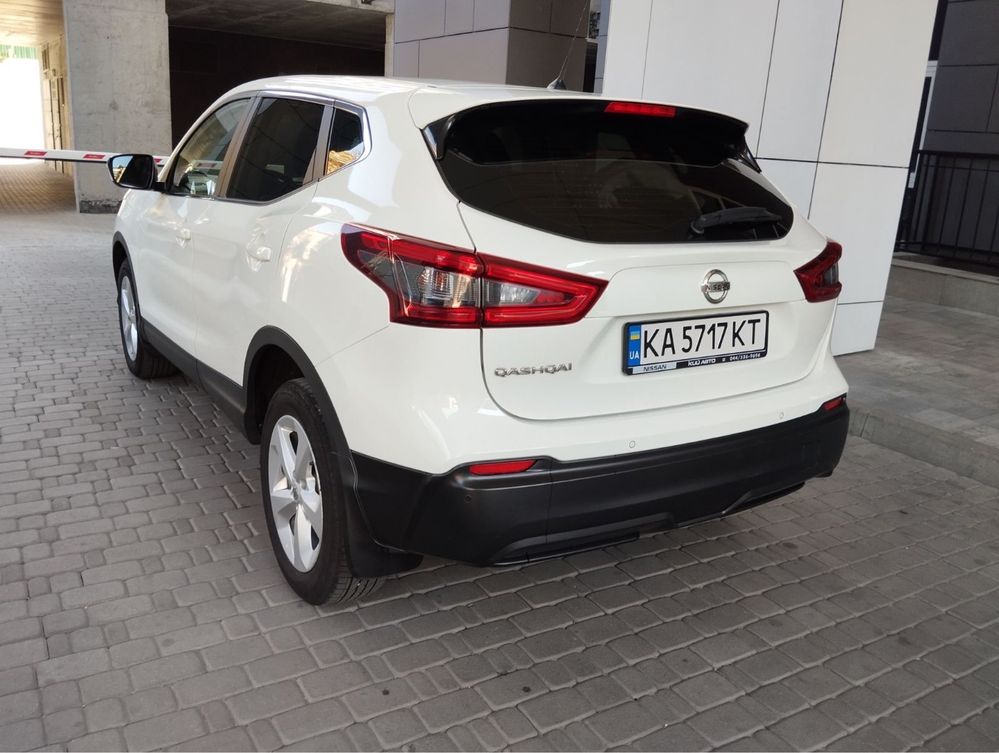 Nissan qashqai офіційний 2018 року в рідній фарбі без пошкоджень