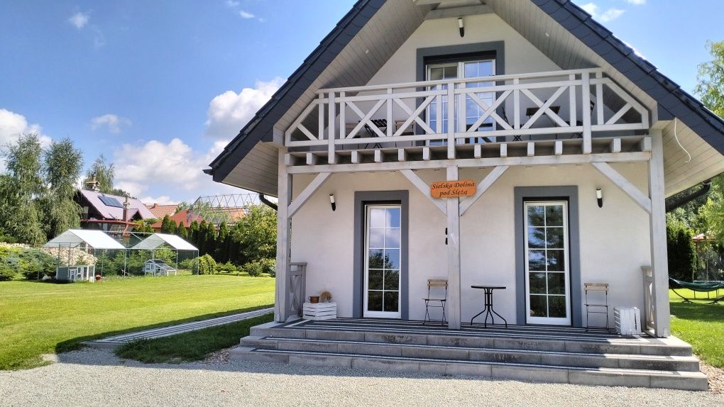 Tanie noclegi w Apartamentach  "Sielska Dolina" pod Ślężą"