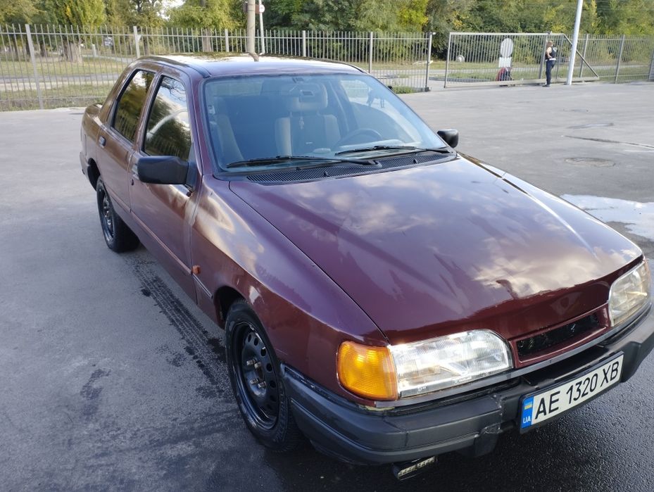 Продам Ford Sierra в хорошем состоянии