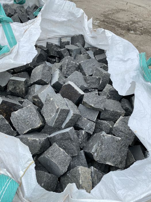 Брусчатка 10х10х5, Бруківка габбро колотая, улучшенная