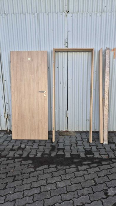 Drzwi wewnętrzne  -ościeżnica