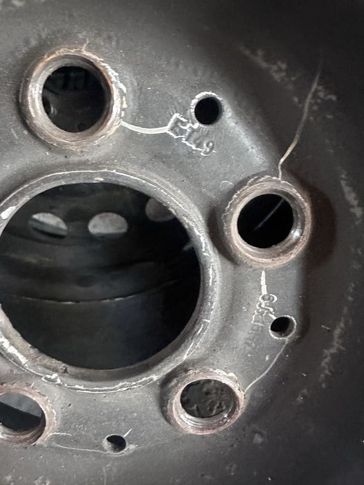 Продам диск Мазда, японці 6*15 ет 49 5/114,3  Dia 67,1   2 шт бу