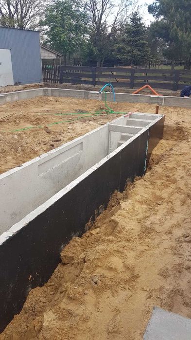 Kanał samochodowy betonowy dł. 10m ze schodami, na ciężarówki TIR