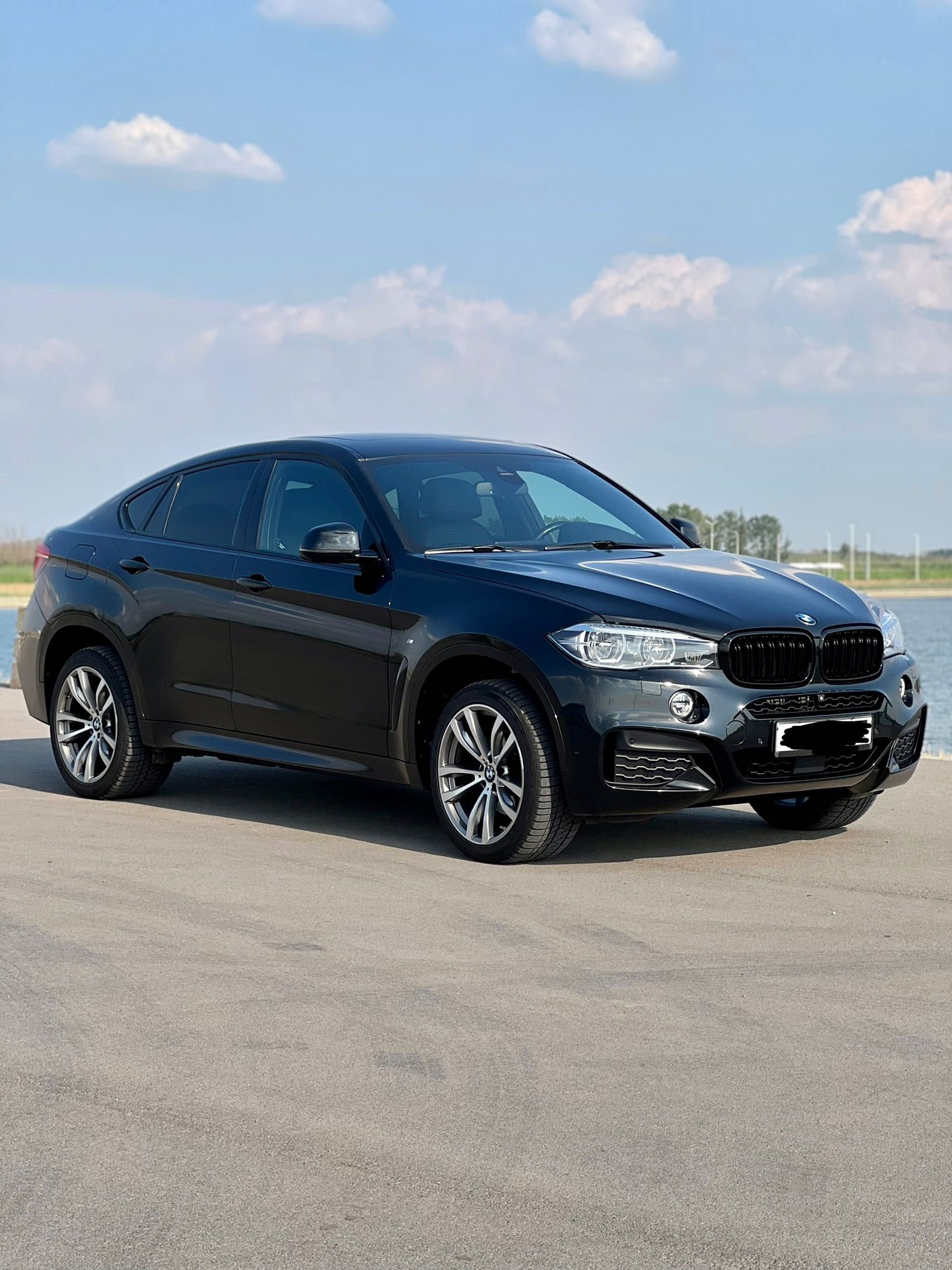 Продам BMW X6 xDrive M пакет