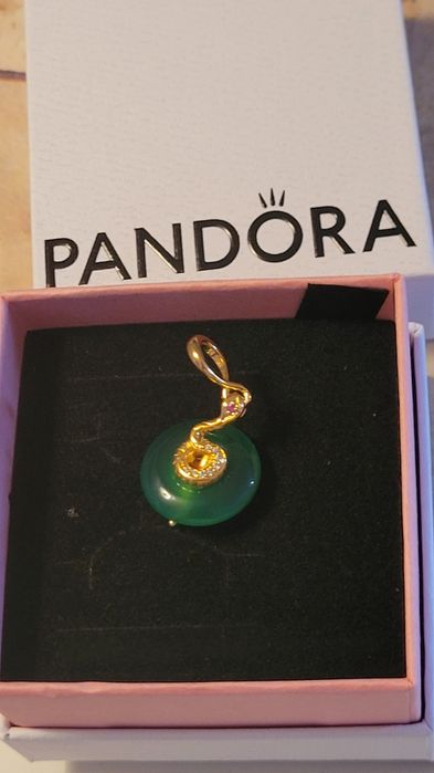 Charms pandora zielony