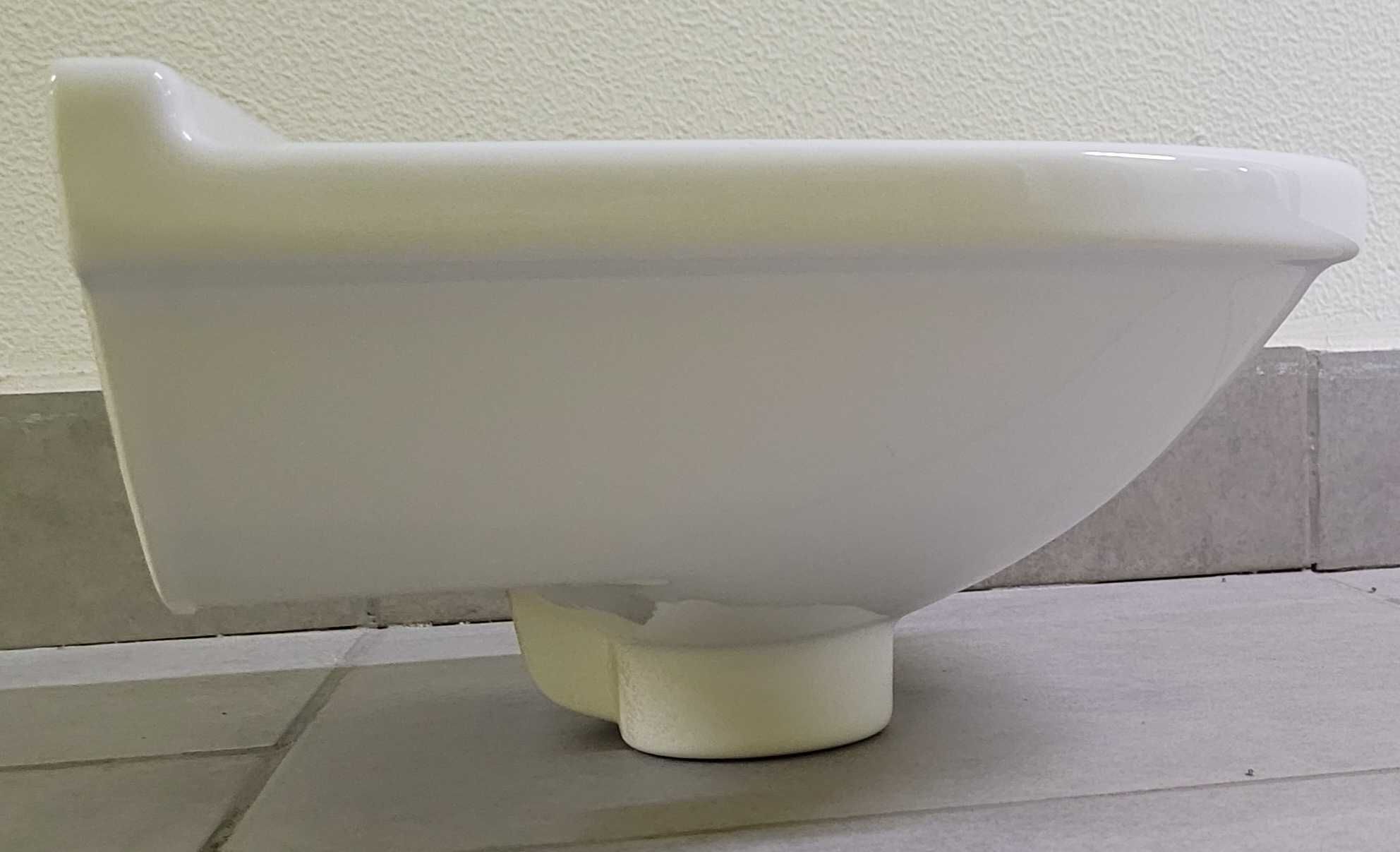 Умывальник угловой, немецкий, Duravit