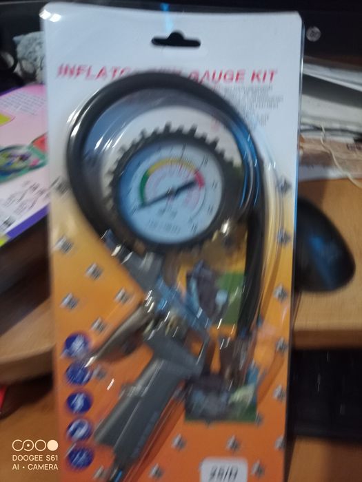 Nowy pistolet do pompowania z manometrem