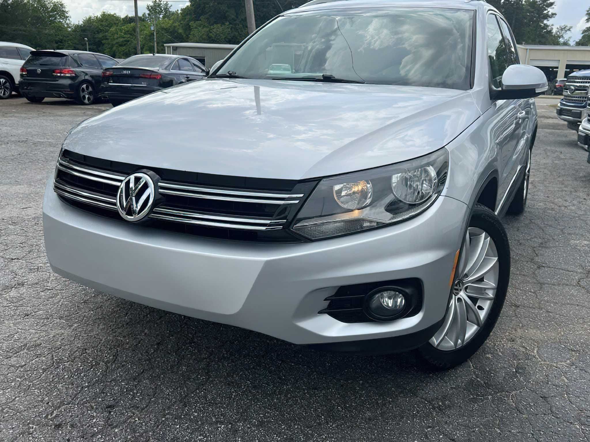 Volkswagen Tiguan  SE 2015