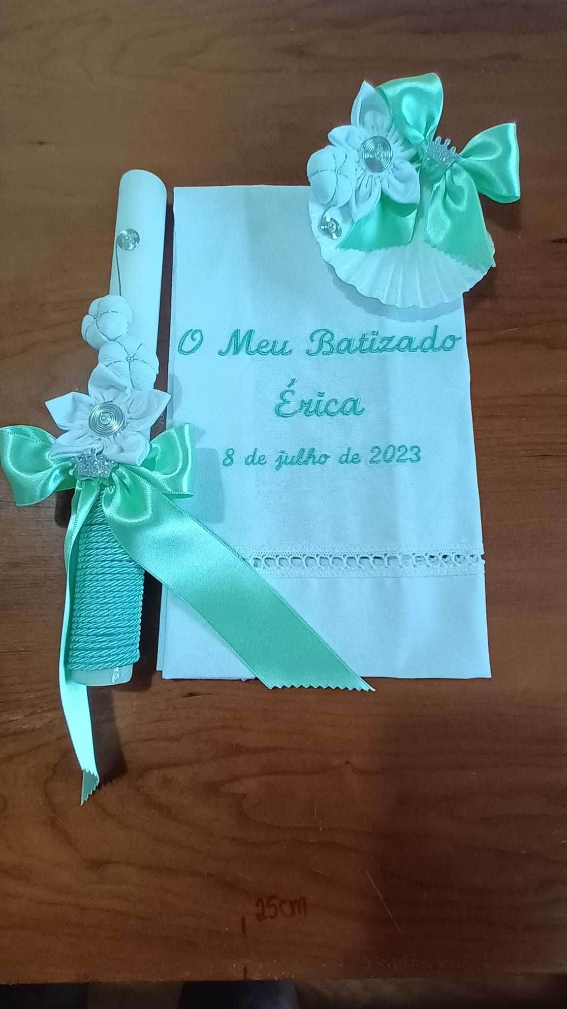 Batizado -  toalhas,velas , concha e caixa