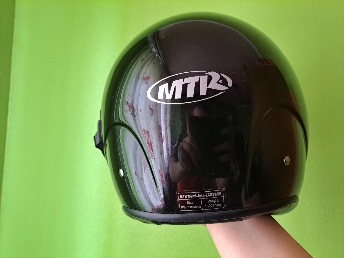 Продам мотошлем MTR