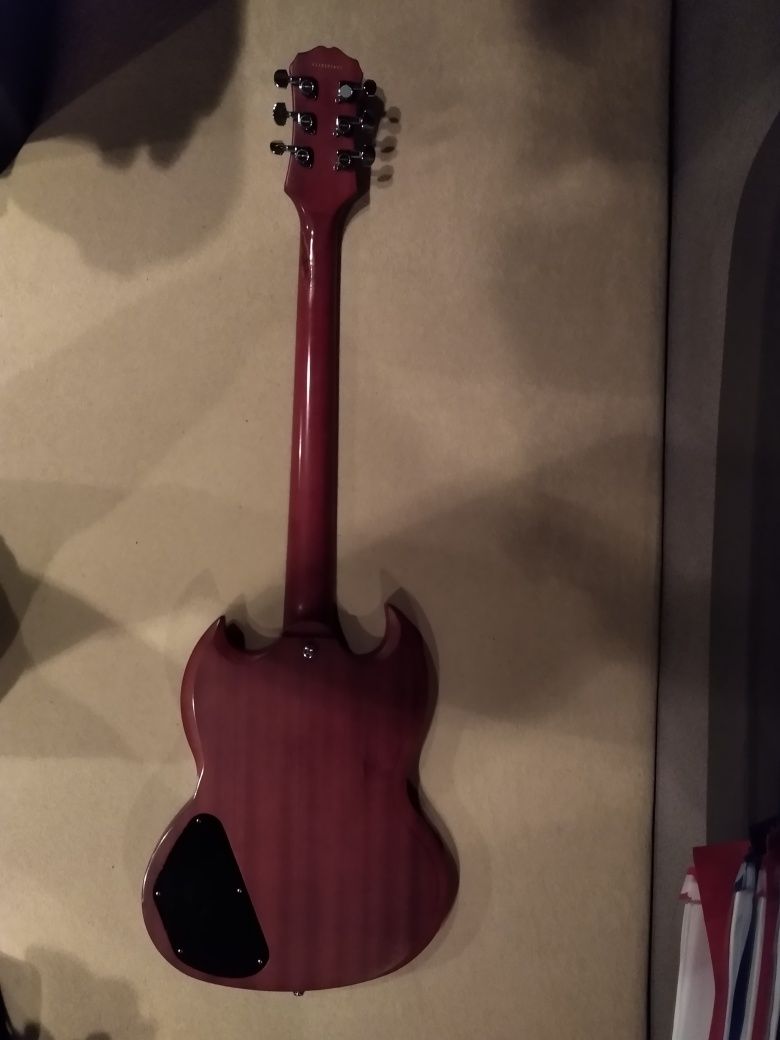 Epiphone G400 Worn Cherry