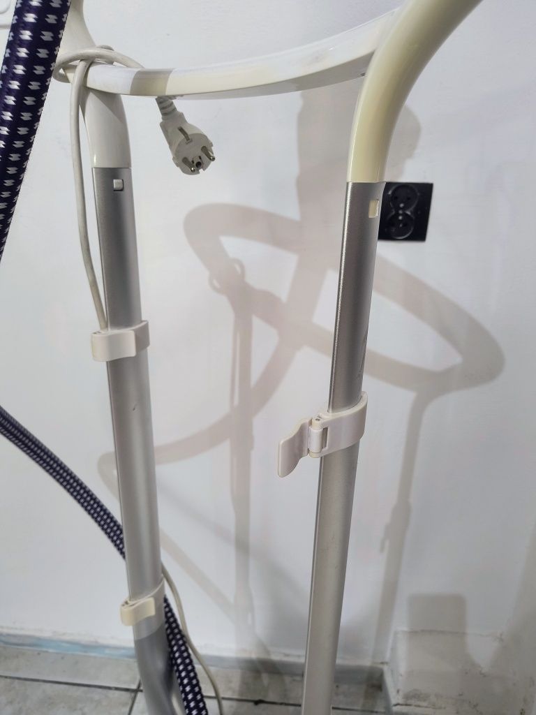 Parownica Philips Comfort Touch GC557/30