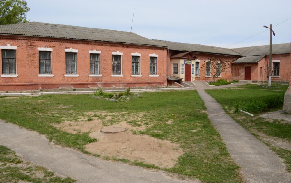 Продаж будинок с. Брусилів