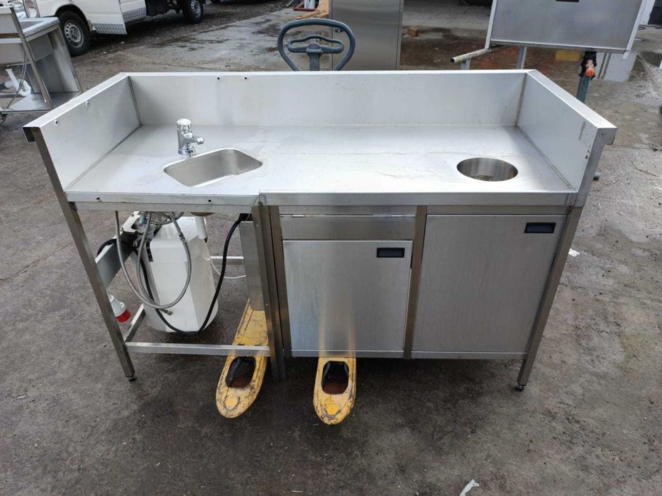 Szafka nierdzewna gastronomiczna stojąca z małym zlewem