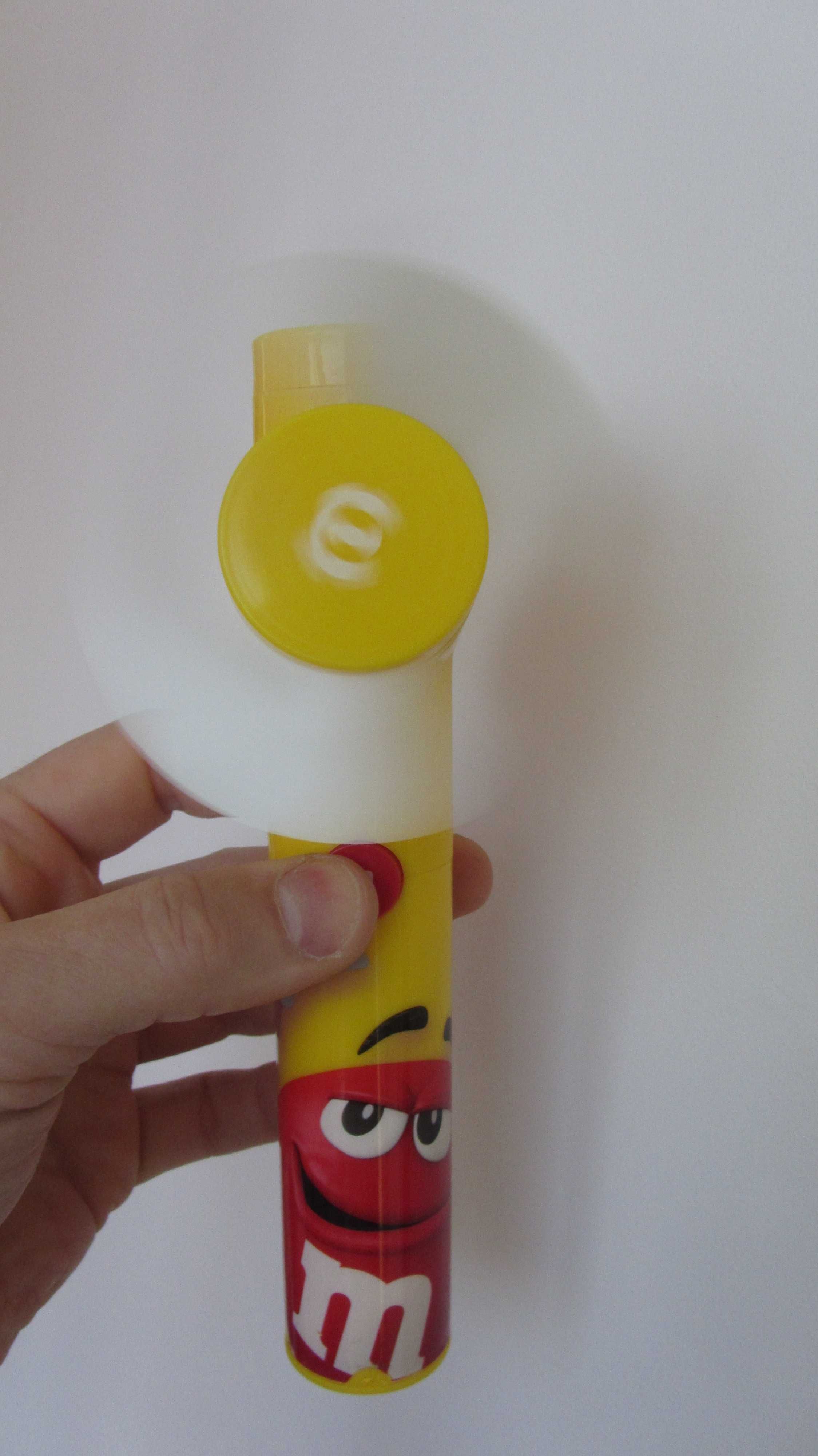 Вентилятор M&M’s игрушечный на батарейке
игрушка