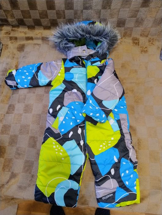 Продам зимний комбинезон.