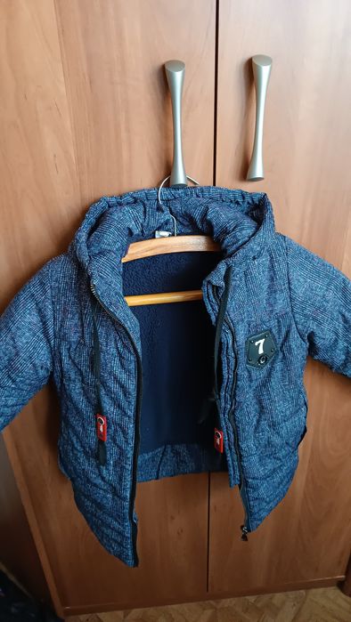 Зимова дитяча куртка. Розмір 104