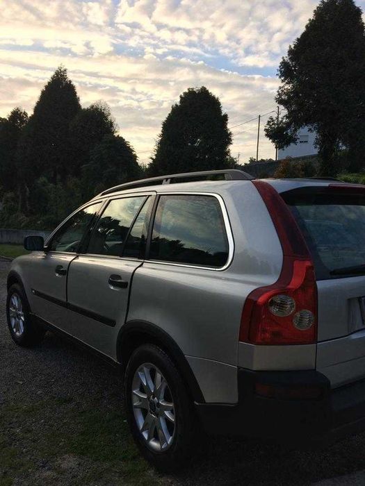 Volvo XC90 2004 - Robustez e Conforto