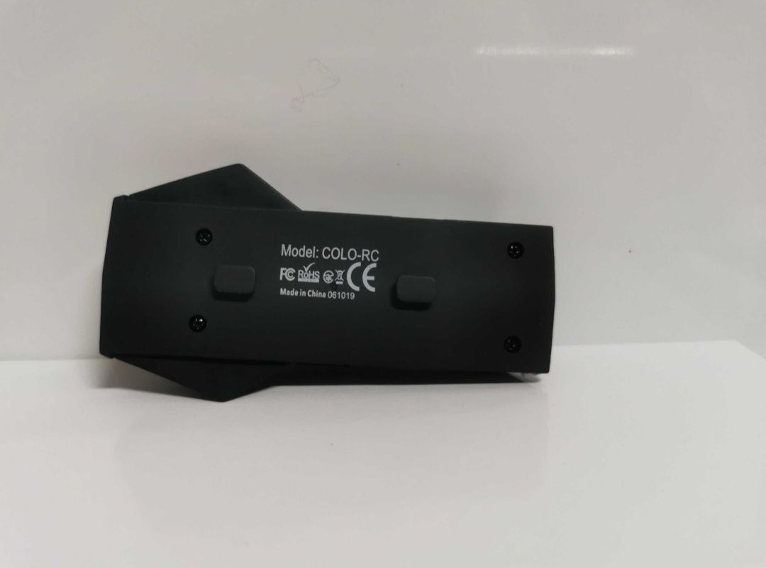 1-Auricular/intercomunicador Bluetooth C/RADIO / Capacete/ Moto (NOVO)