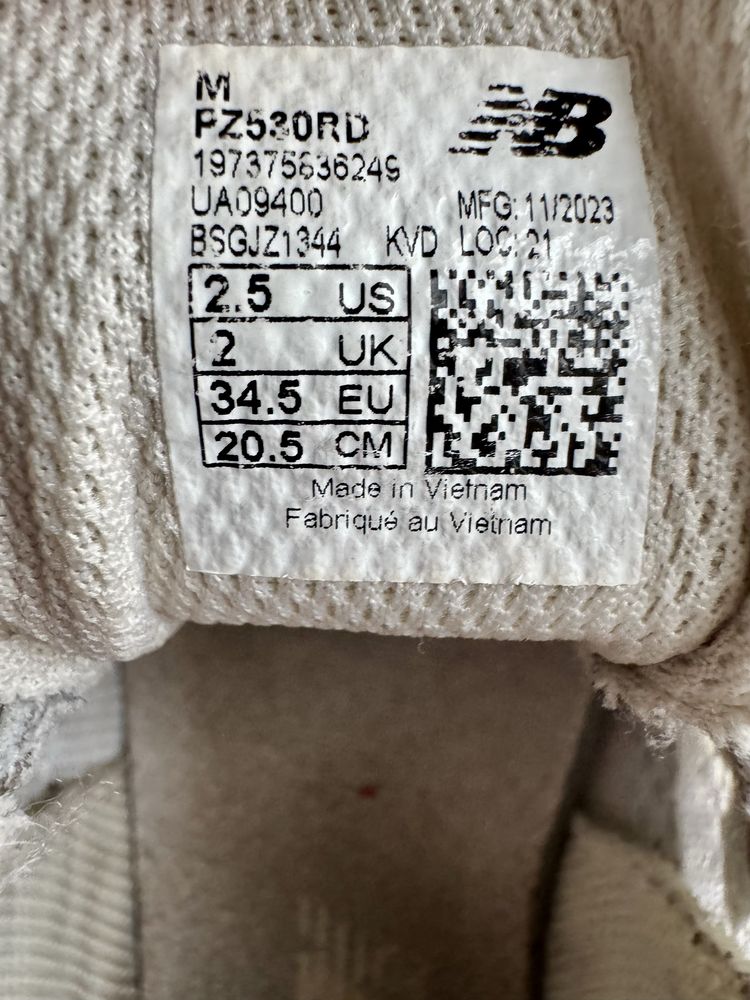 Продам кроссовки New Balance белые 34,5 подростковые для девочки