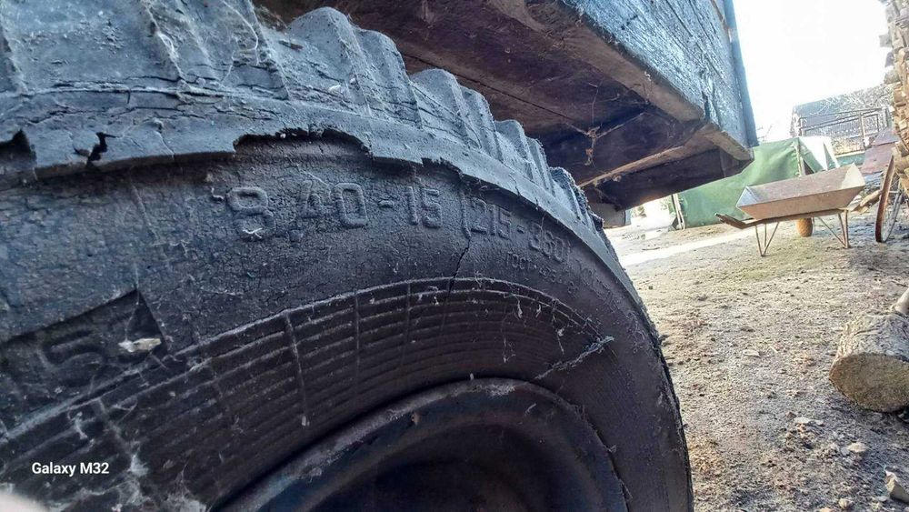 причіп до тракторця