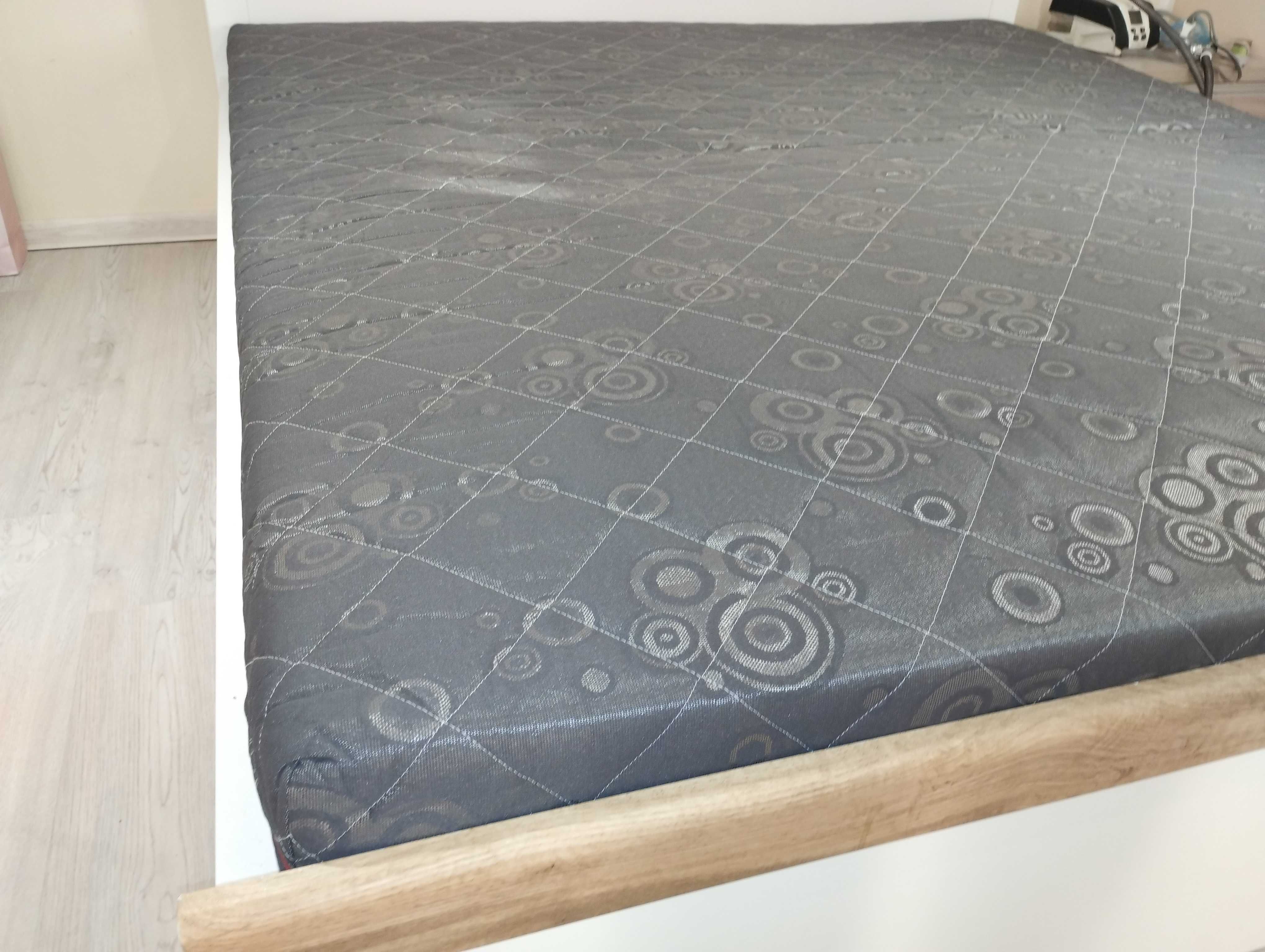 Materac piankowy 180×200