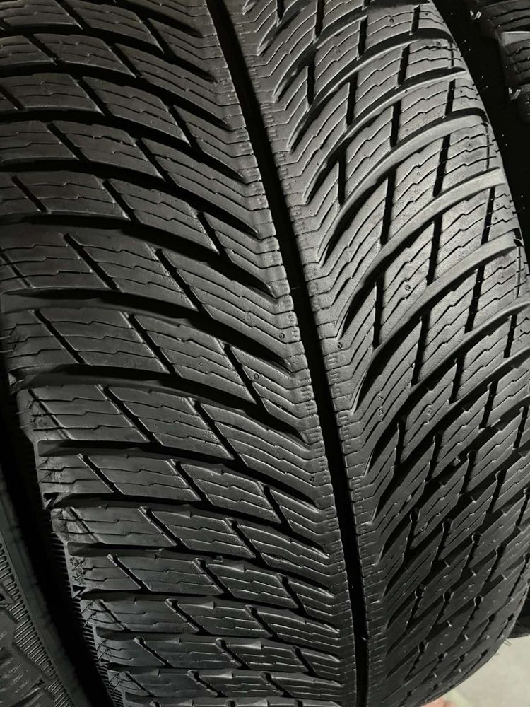 225/40/19 R19 Michelin Pilot Alpin 5 4шт зима