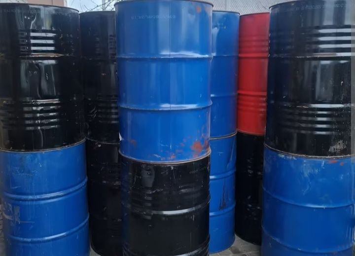 Бочка пластикова металева 200л