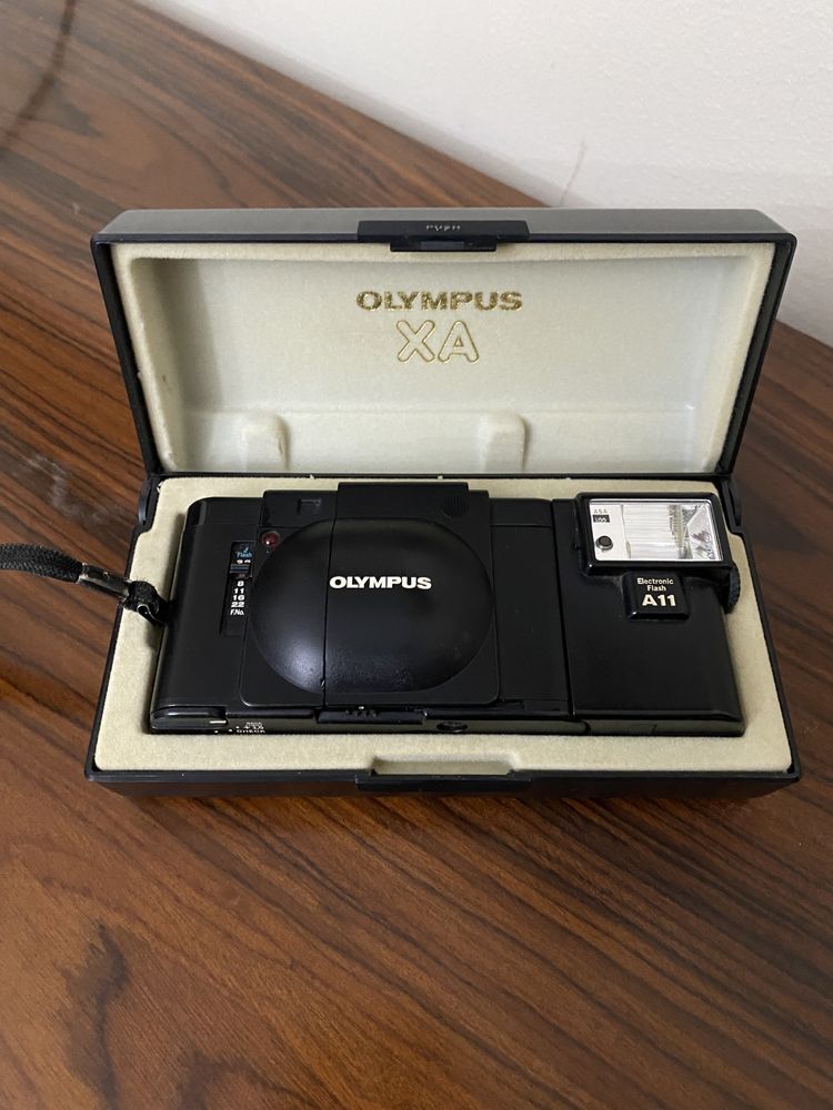 Olympus XA c/ flash A11 - made in Japan, caixa e manual original