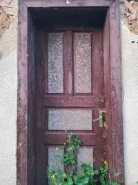 Старі двері, дерев'яні